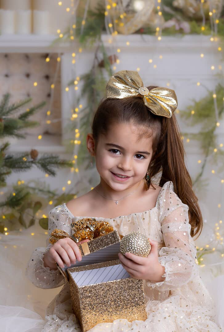 Gold Tinsel Bow