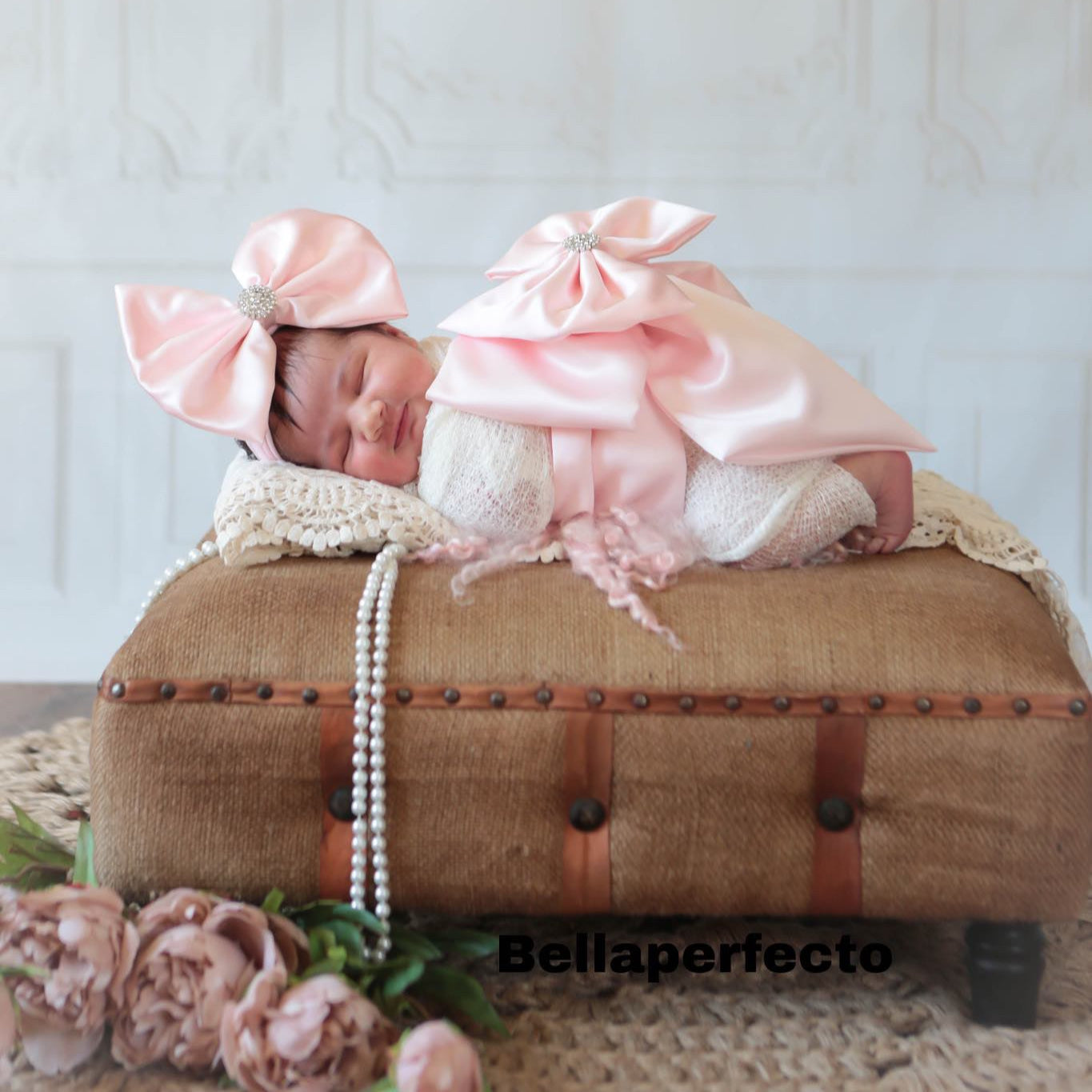 Satin Double Bow Swaddle Set (3-Pieces)