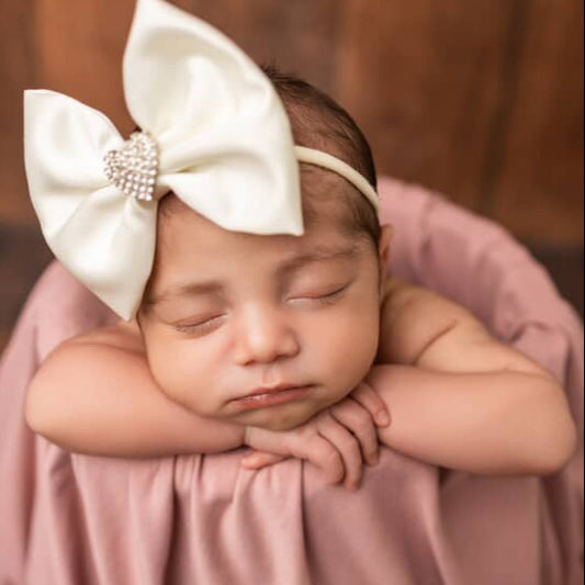 Itty-Bitty: Ivory Satin Bow
